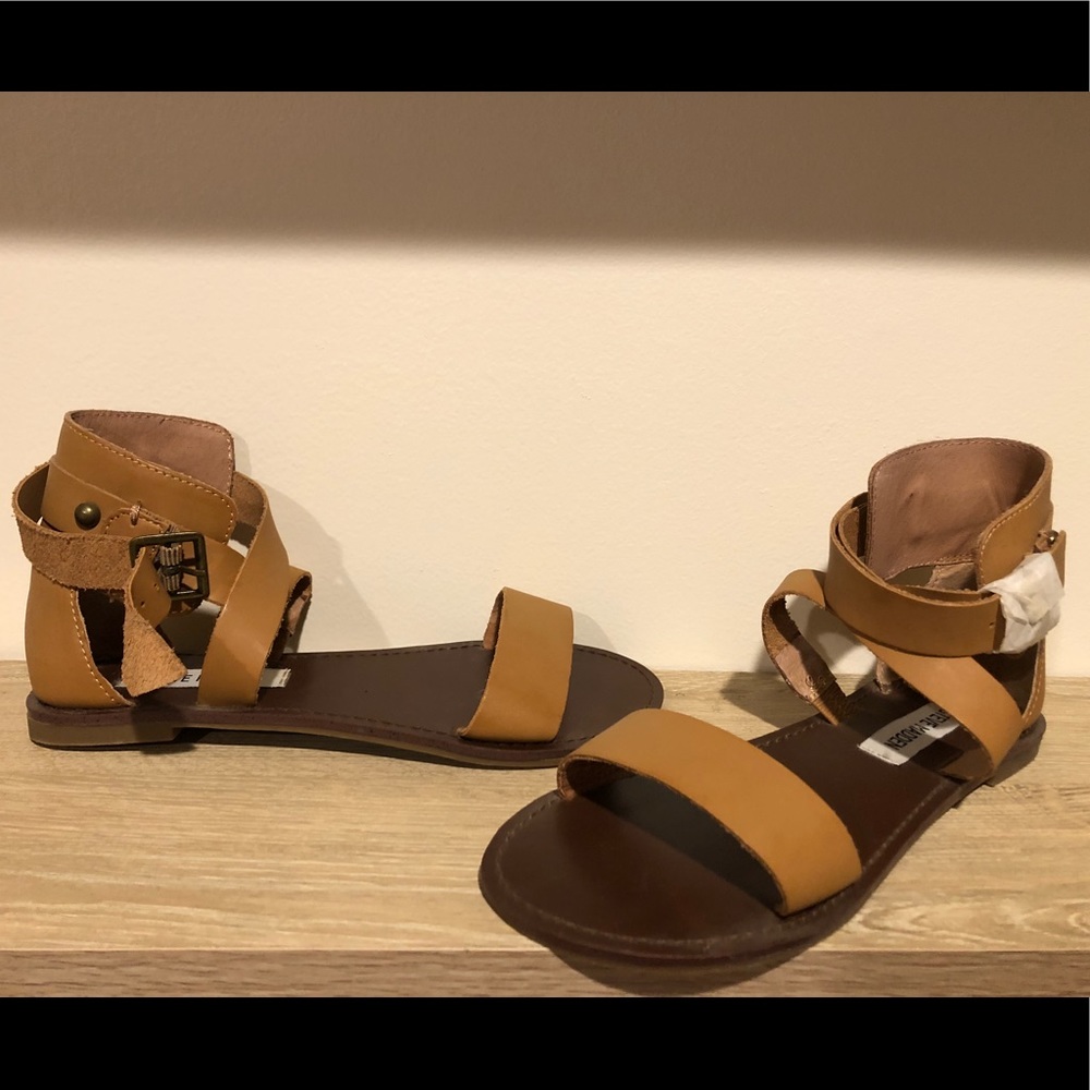 Steve Madden Ankle Strap Sandal NWOB